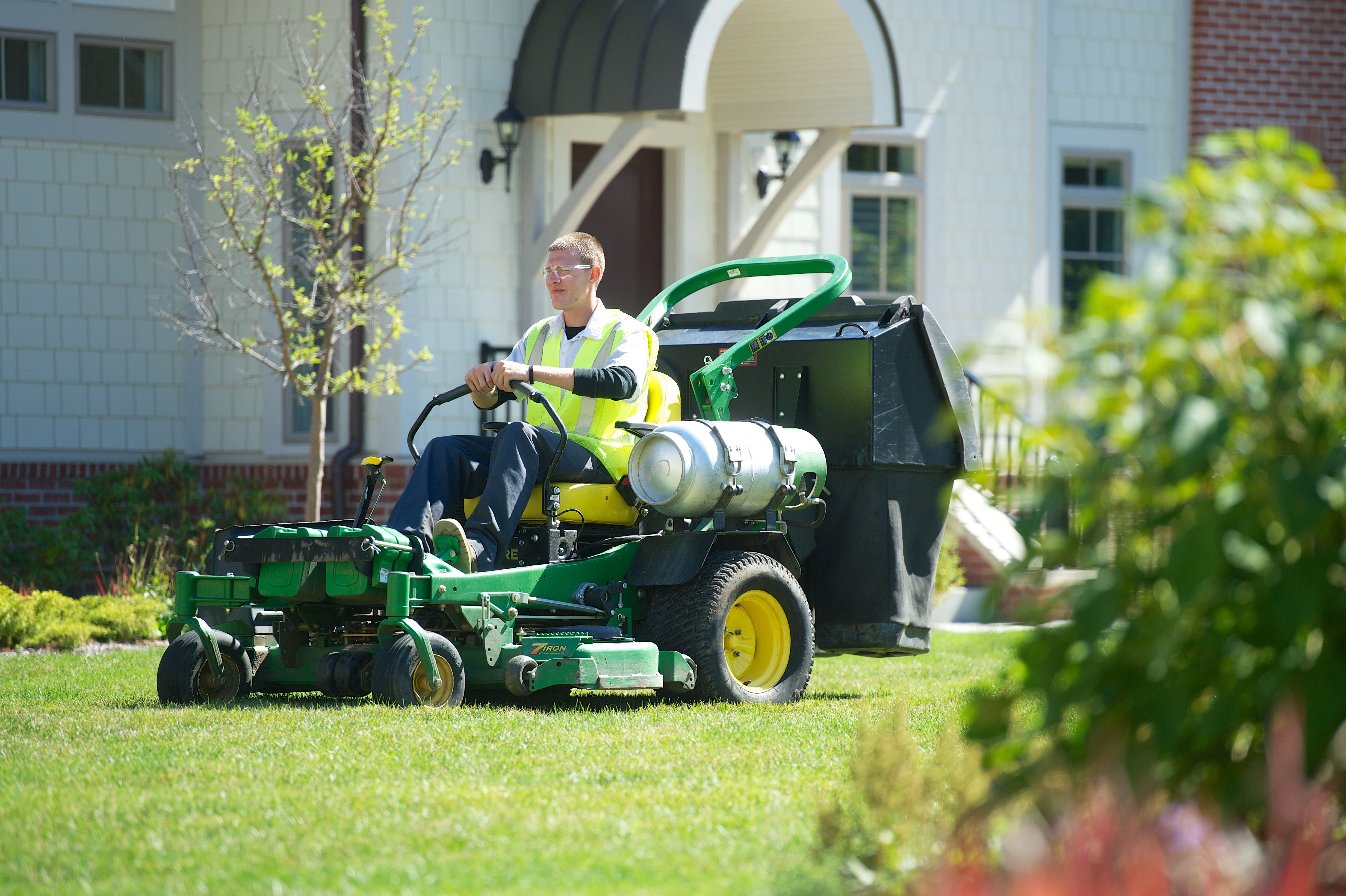 Commercial Landscape Maintenance Schill Grounds Management